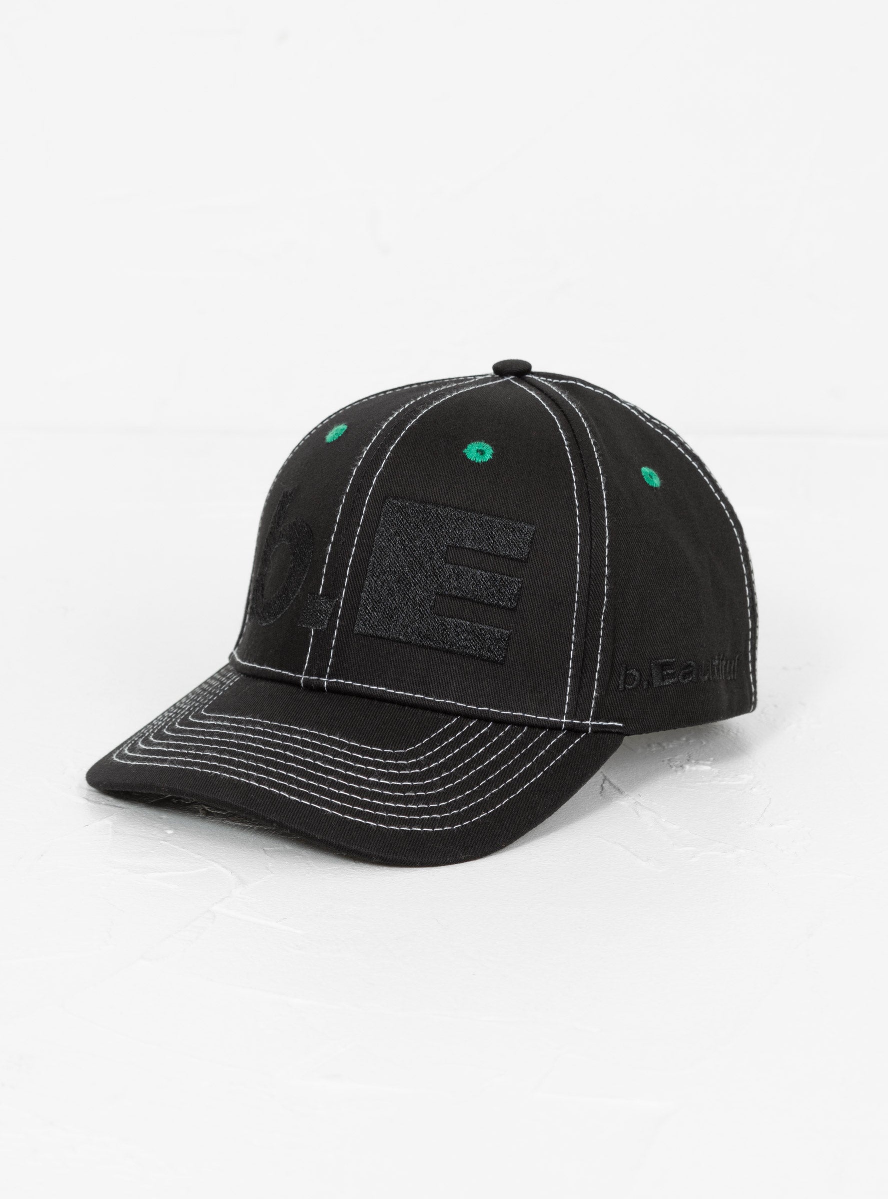 B.E Hat Black By B.Eautiful | Couverture & The Garbstore