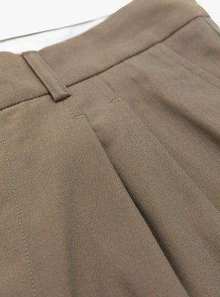 Deep Tuck Pressed Pants Olive by Still By Hand at Couverture and The Garbstore close up