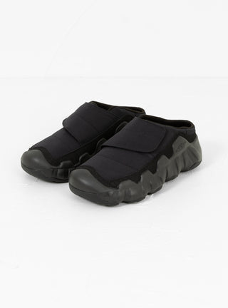 Hypowser Wrap Black by Keen at Couverture and The Garbstore