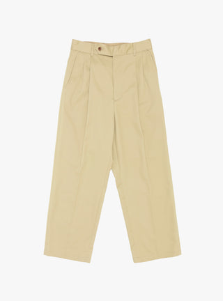 Two Out Tuck Pants Beige by Farah Japan at Couverture & The Garbstore
Front View