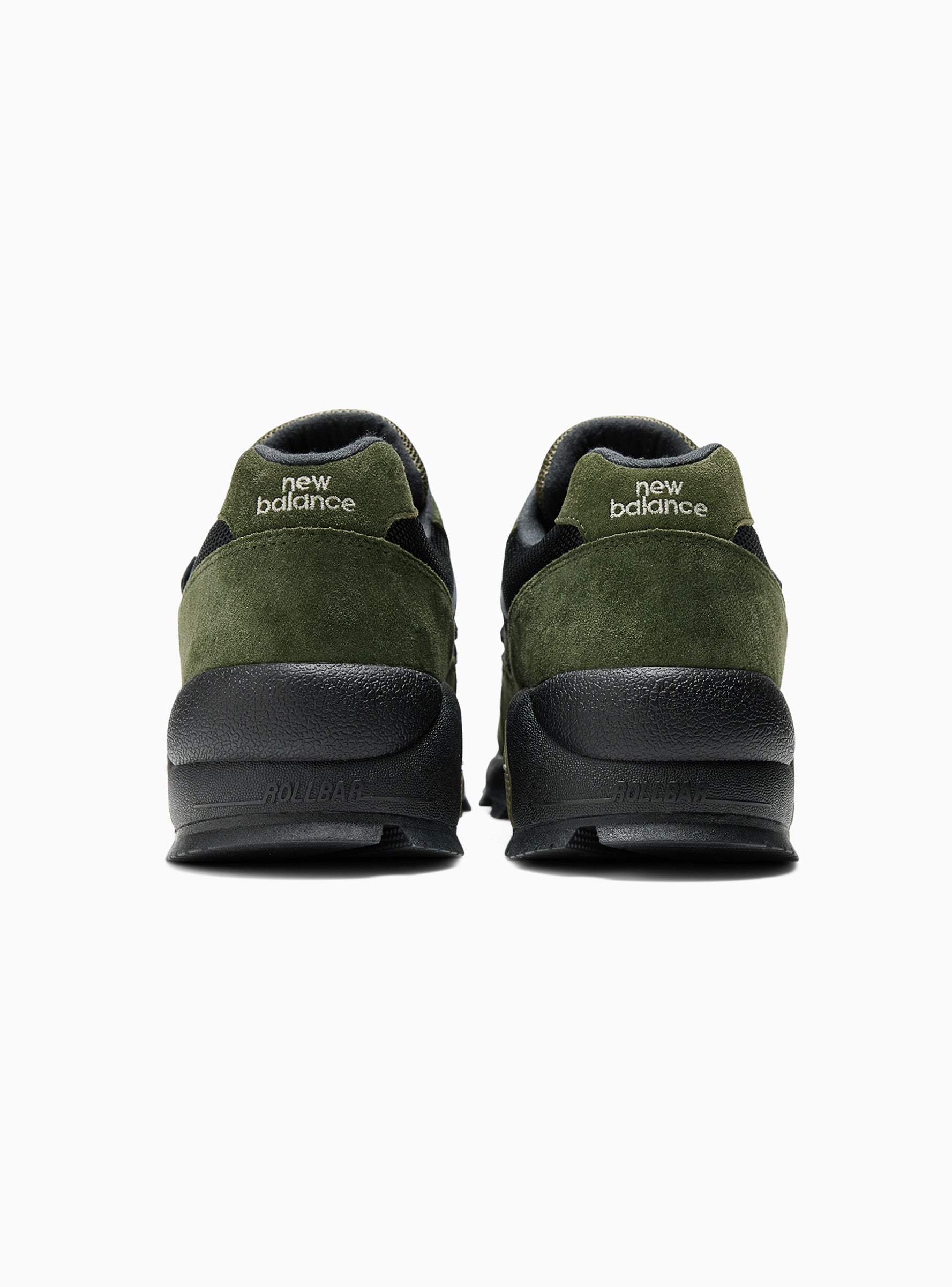 MT580RBL GTX Sneakers Kombu & Black by New Balance | Couverture