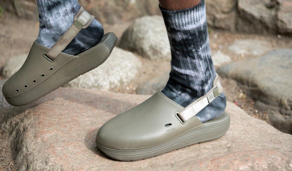 Strap In For Summer With Suicoke Journal Couverture The Garbstore