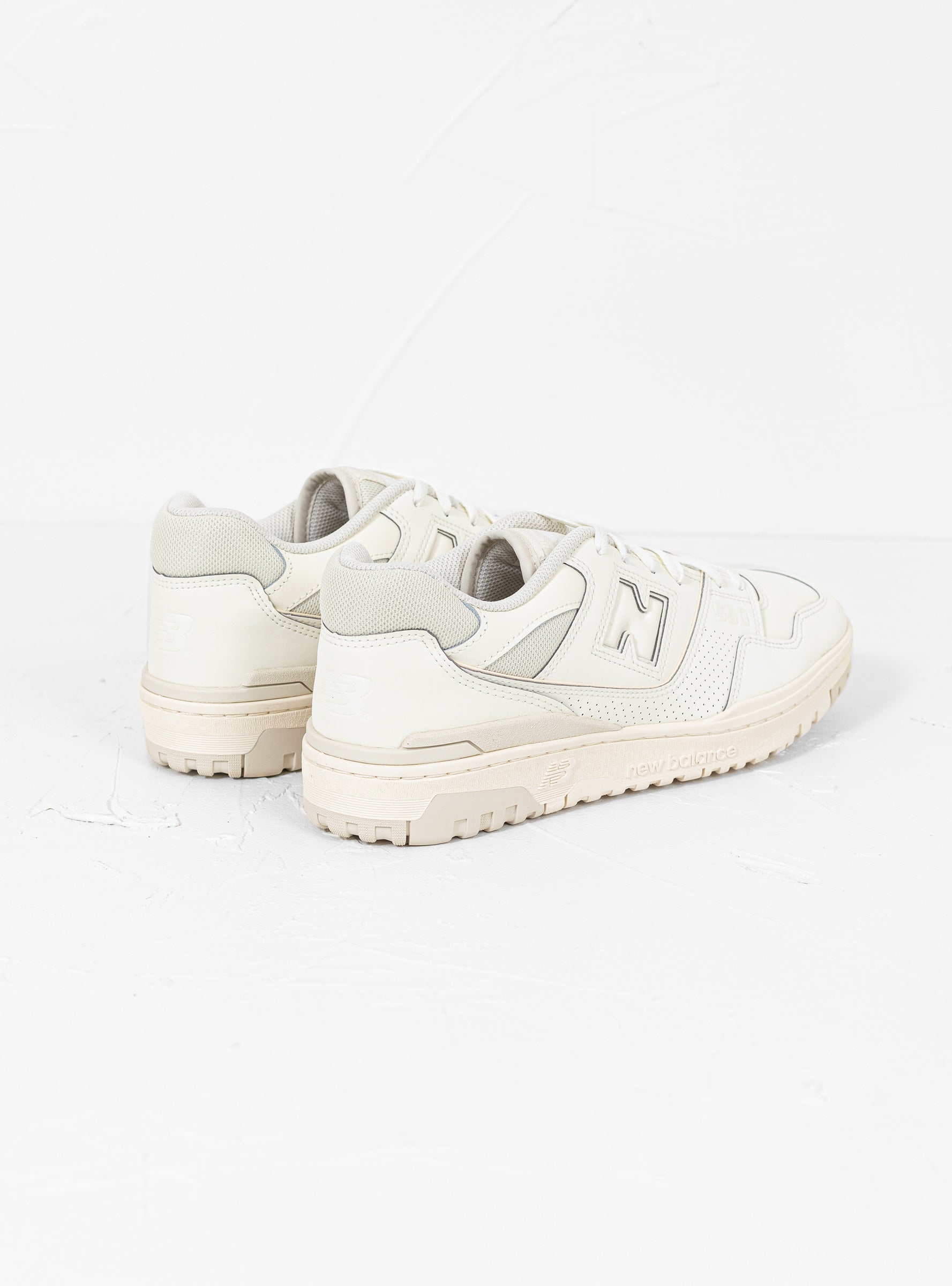 BB550HSA Sneakers Turtledove & Angora