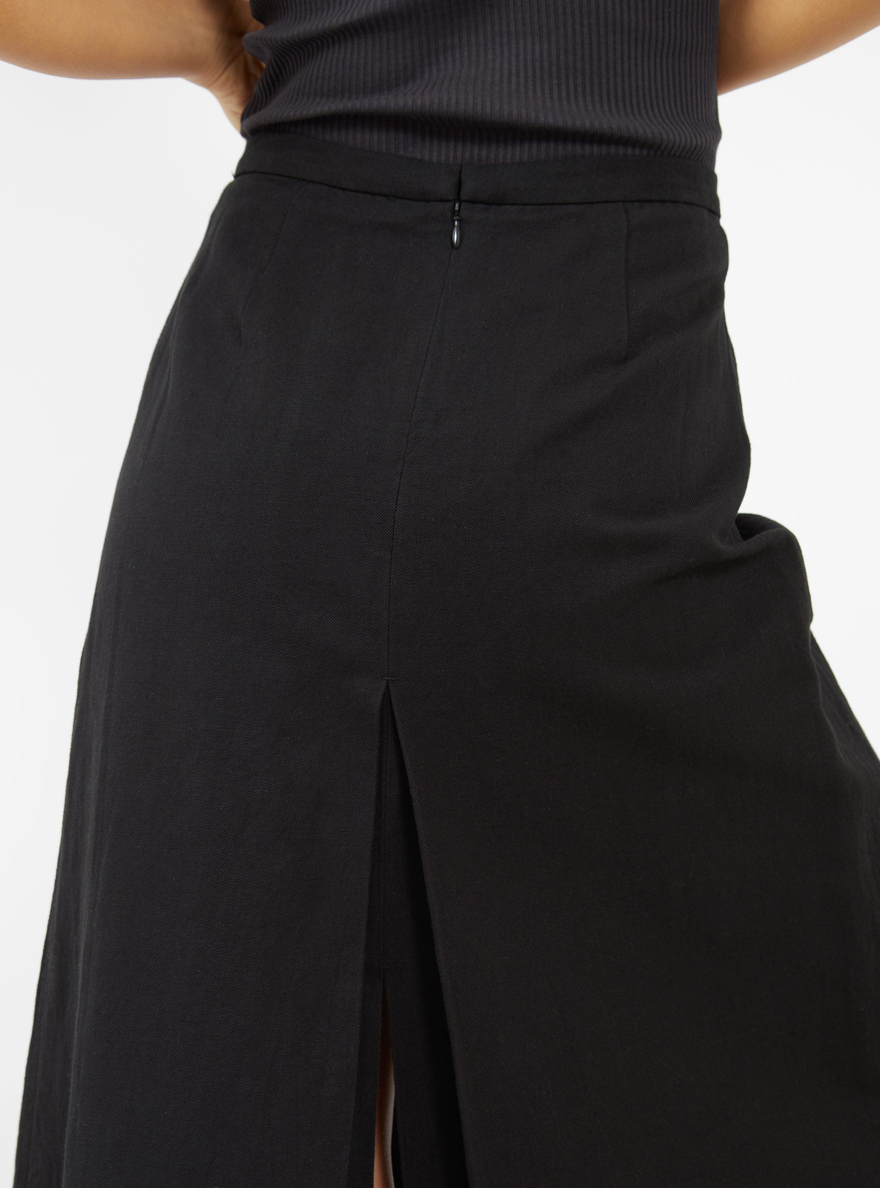 Karen Skirt Black by Apiece Apart | Couverture & The Garbstore