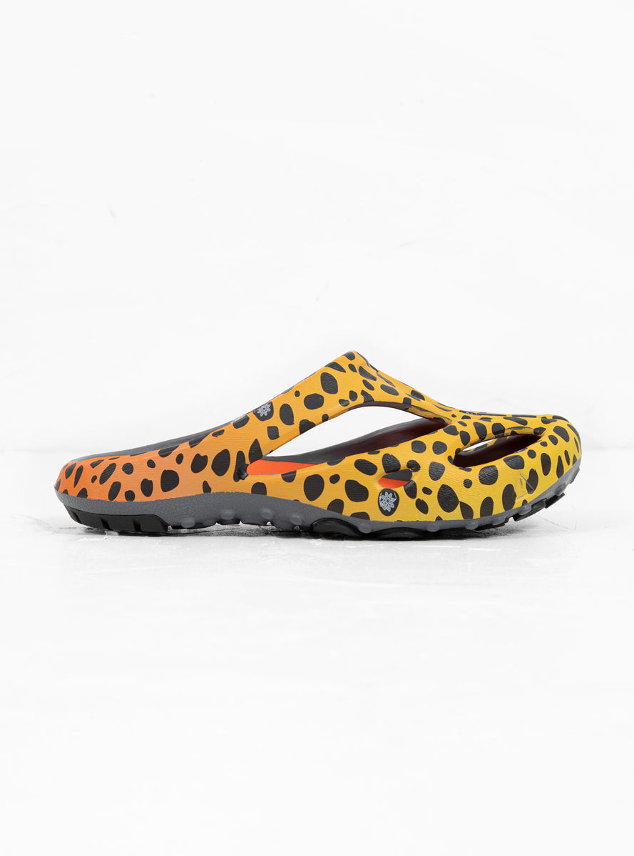 x Atmos Shanti Arts THC Cheetah Rainbow by KEEN | Couverture & The ...