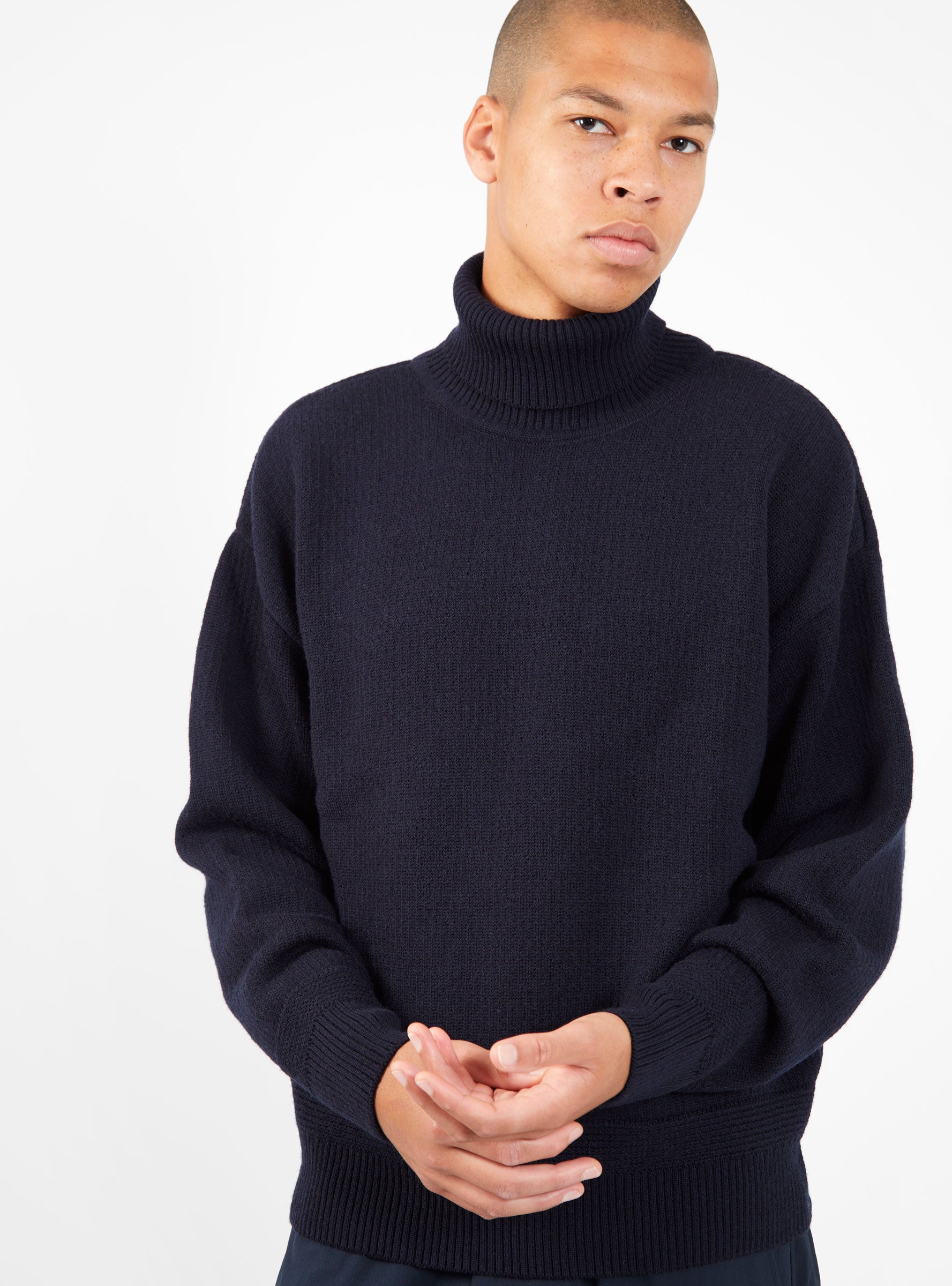 Kendrew Turtle Neck Merino Wool Sweater Navy